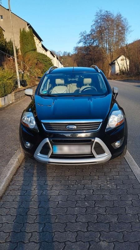 Gebraucht Ford Kuga 200 PS (147 kW) 2010 Schwarz SUV