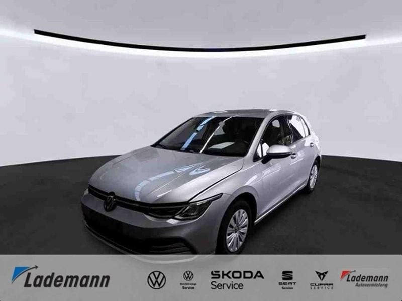 Reflexsilber Gebraucht 2022 VW Golf VIII Limousine | 18.429 € (Guter Preis) - Bild 1/4