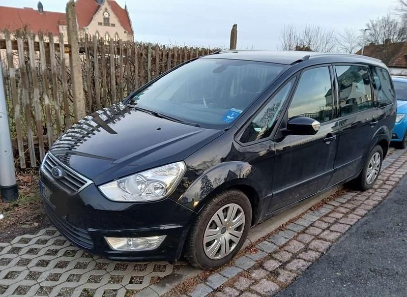 Gebraucht Ford Galaxy 140 PS (102 kW) 2014 Schwarz Van / Kleinbus