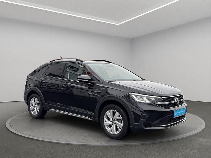 Gebraucht VW Taigo Life 116 PS (85 kW) 2024 Deep black perleffekt SUV