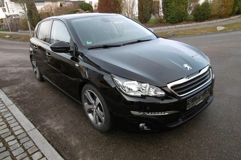 Schwarz Gebraucht 2016 Peugeot 308 GT-line Limousine | 6.900 € (Superpreis) - Bild 1/4