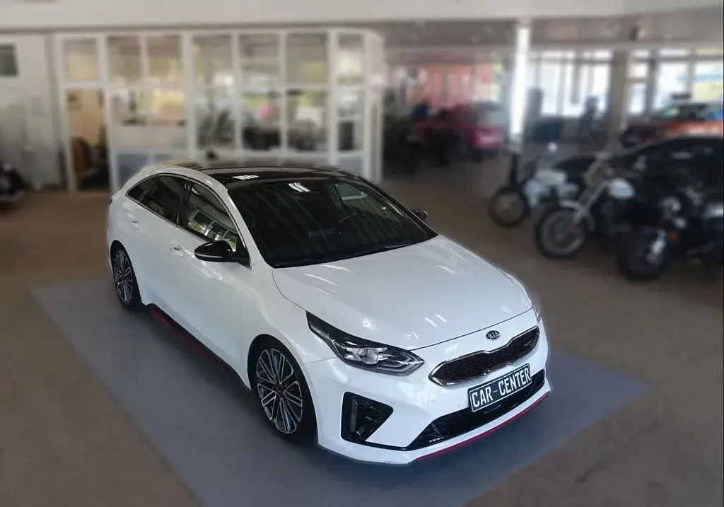 Gebraucht Kia ProCeed GT GT 204 PS (150 kW) 2019 Weiß Kleinwagen