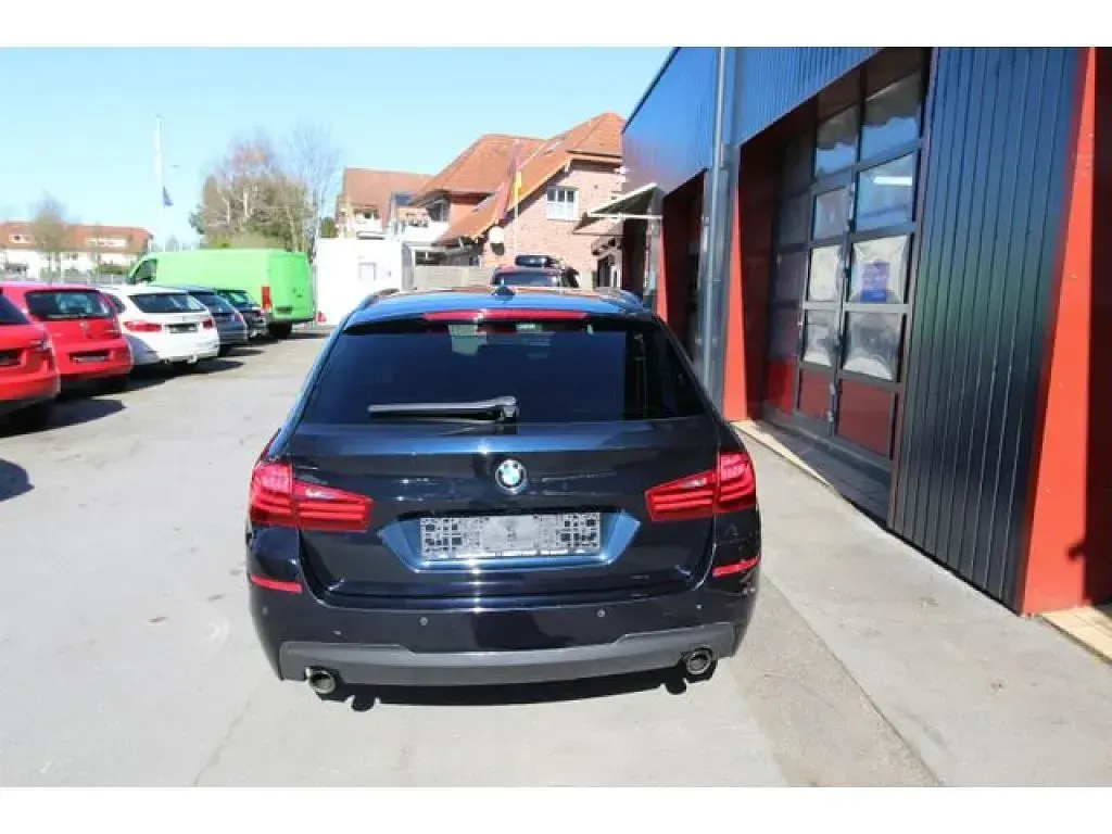 Gebraucht BMW 535 Performance 313 PS (230 kW) 2016 Carbonschwarz (metallic) Kombi