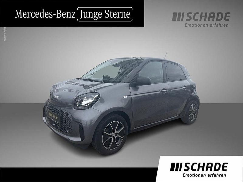 Grau Gebraucht 2020 Smart ForFour Electric Drive Passion Limousine | 9.950 € (Fairer Preis) - Bild 1/4
