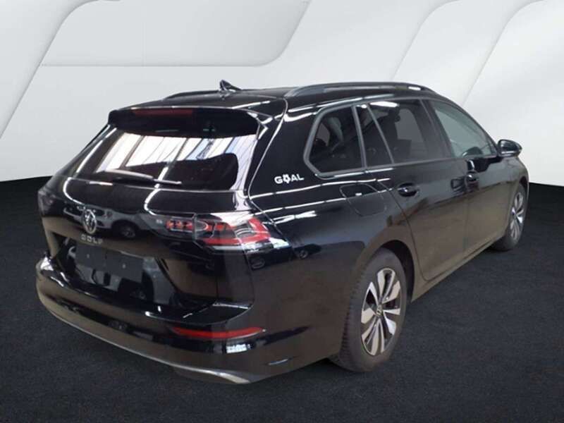 Gebraucht VW Golf VIII Goal 150 PS (110 kW) 2024 Grenadillschwarz metallic Kombi