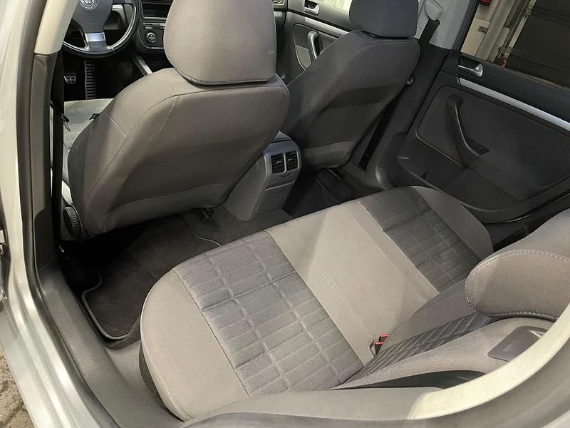 Gebraucht VW Golf V Comfortline 102 PS (75 kW) 2007 Grau Kleinwagen