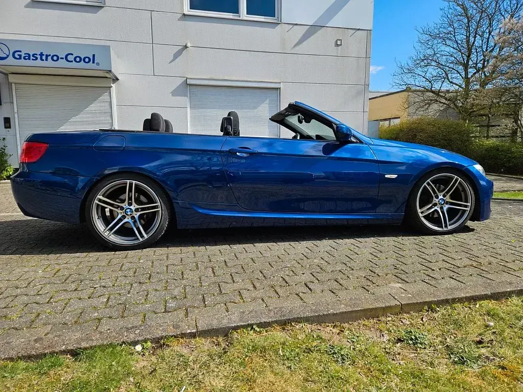 Gebraucht BMW 320 Cabriolet Performance 184 PS (135 kW) 2010 Blau Cabrio