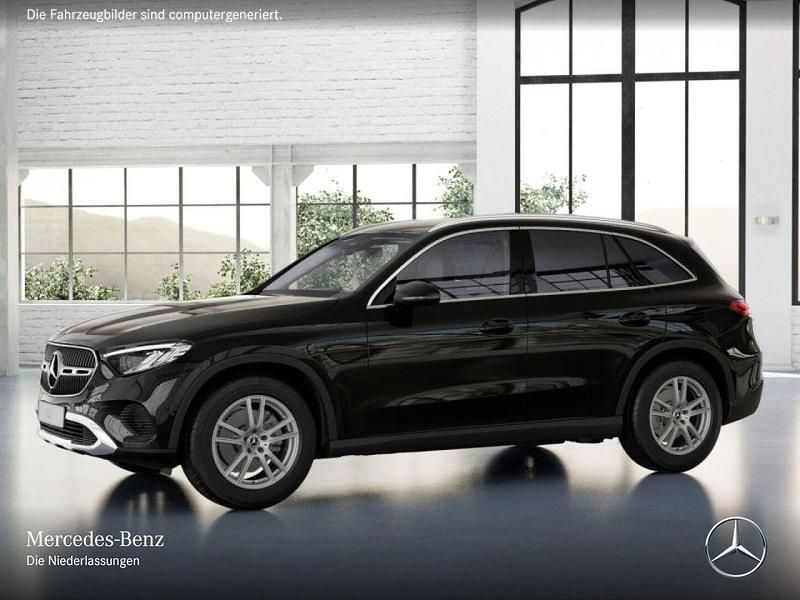 Gebraucht Mercedes GLC200 Avantgarde 204 PS (150 kW) 2025 Schwarz SUV