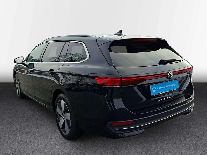 Gebraucht VW Passat Business 150 PS (110 kW) 2025 Grenadillschwarz metallic Kombi
