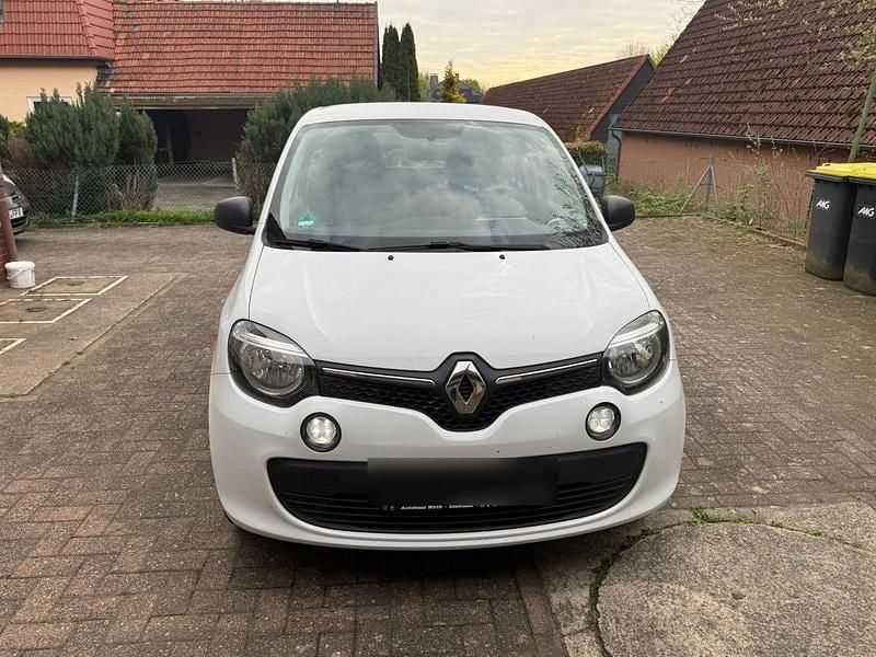 Second-hand Renault Twingo 90 CP (66 kW) 2015 Alb Hatchback