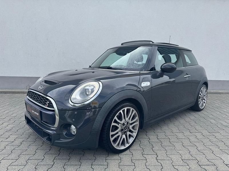 Grau Gebraucht 2017 Mini Cooper S Kleinwagen | 16.800 € (Fairer Preis) - Bild 1/4