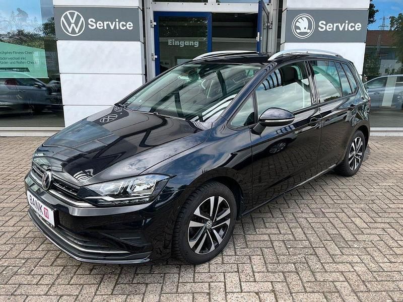 Schwarz Gebraucht 2020 VW Golf Sportsvan IQ Drive Van / Kleinbus | 16.950 € (Fairer Preis) - Bild 1/4