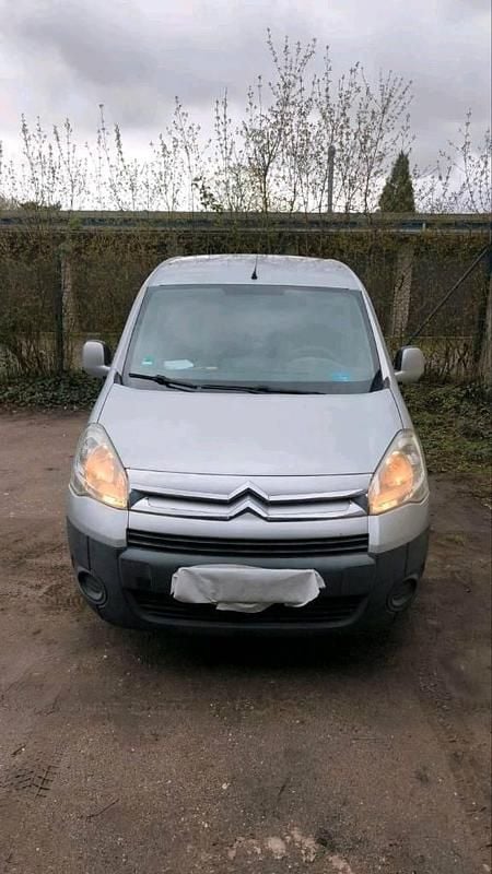 Gebraucht Citroën Berlingo 75 PS (55 kW) 2010 Grau Van / Kleinbus