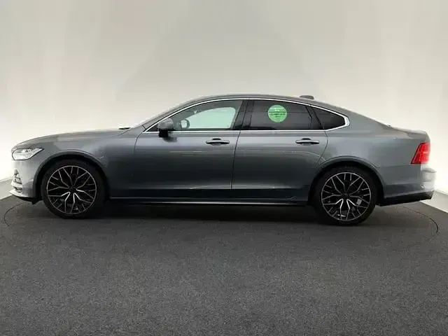 Gebraucht Volvo S90 Momentum 190 PS (139 kW) 2018 Grau Limousine