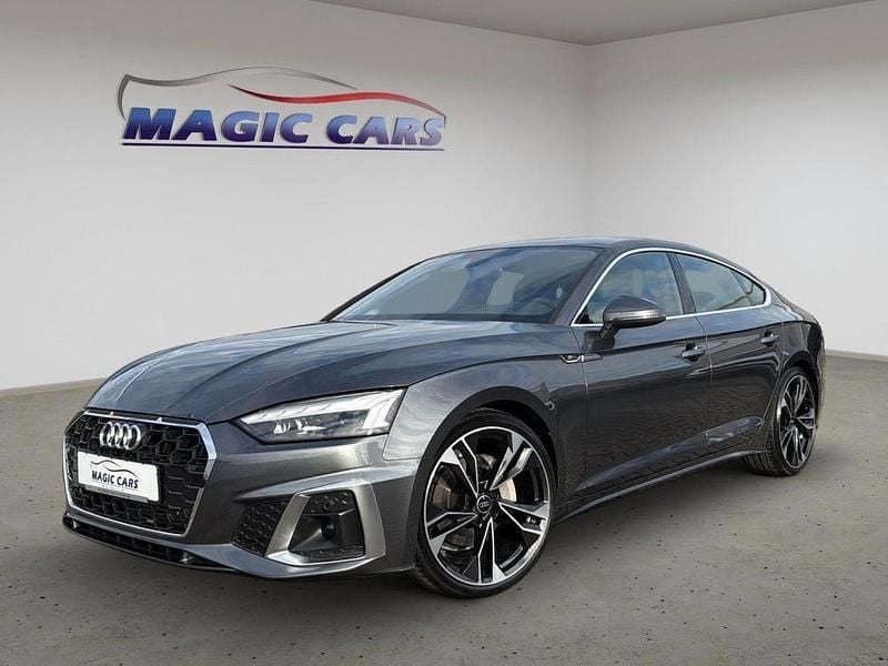 Grau Gebraucht 2023 Audi A5 Sportback S-Line Kleinwagen | 37.900 € (Guter Preis) - Bild 1/4