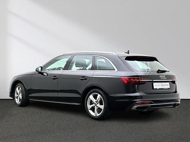 Second-hand Audi A4 Advanced Plus 204 CP (150 kW) 2023 Negru Break