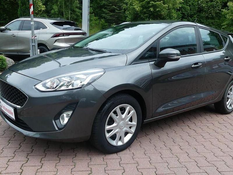 Grau Gebraucht 2018 Ford Fiesta Kleinwagen | 8.990 € (Fairer Preis) - Bild 1/4