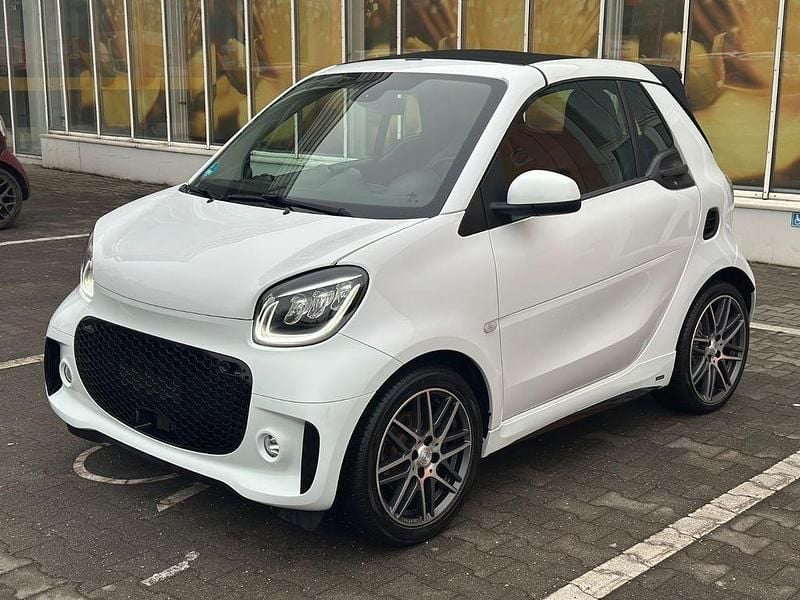 Gebraucht Smart ForTwo Cabrio Brabus 109 PS (80 kW) 2018 Weiß Cabrio