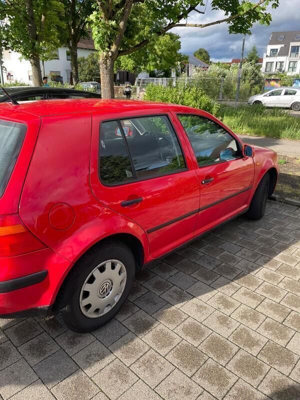 Rot Gebraucht 1999 VW Golf IV Kleinwagen | 1.000 € (Fairer Preis) - Bild 1/4