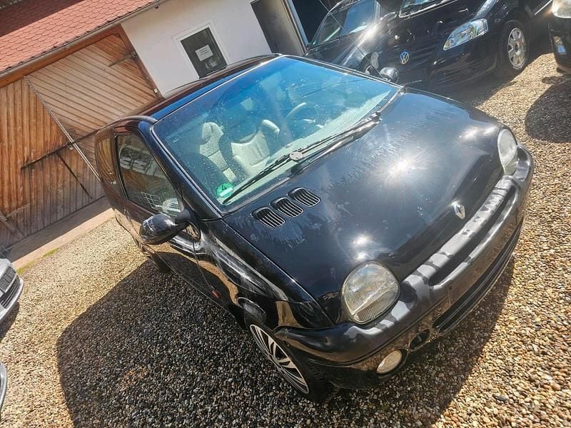 Używany Renault Twingo 75 KM (55 kW) 2003 Czarny Hatchback