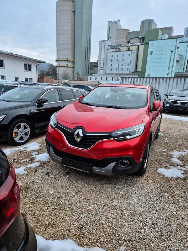 Gebraucht Renault Kadjar 110 PS (80 kW) 2016 Rot SUV