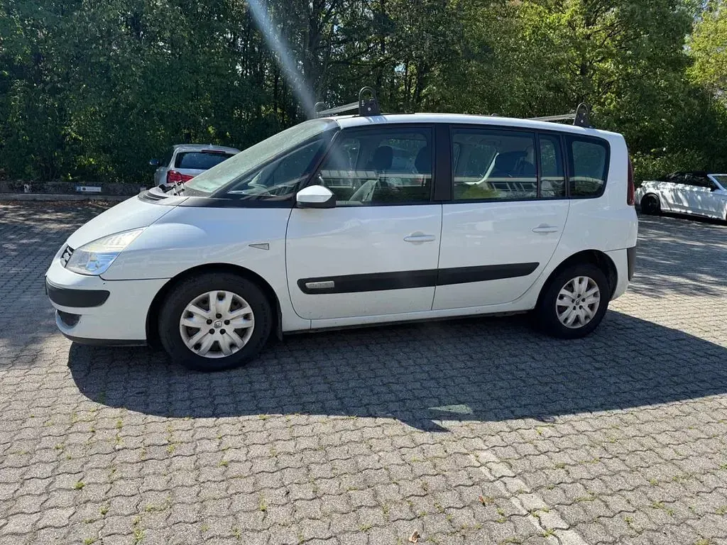 Gebraucht Renault Espace 131 PS (96 kW) 2008 Weiß Van / Kleinbus