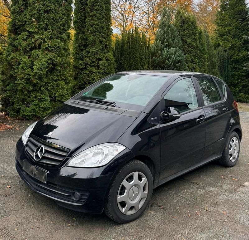 Schwarz Gebraucht 2009 Mercedes A160 Kleinwagen | 4.400 € (Fairer Preis) - Bild 1/4