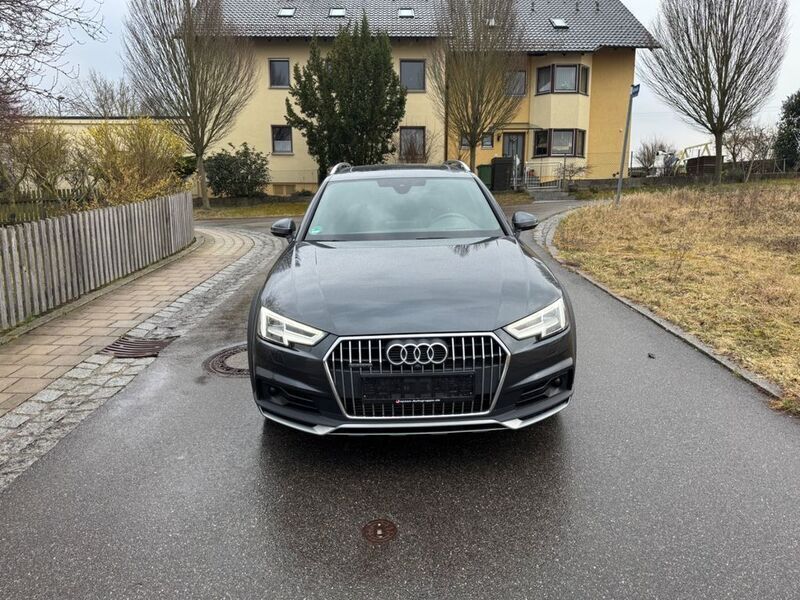Grau Gebraucht 2019 Audi A4 Allroad Ambiente Kombi | 27.099 € (Fairer Preis) - Bild 1/4