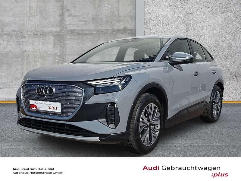 Grau Gebraucht 2022 Audi Q4 Sportback e-tron Advanced SUV | 33.820 € (Fairer Preis) - Bild 1/4