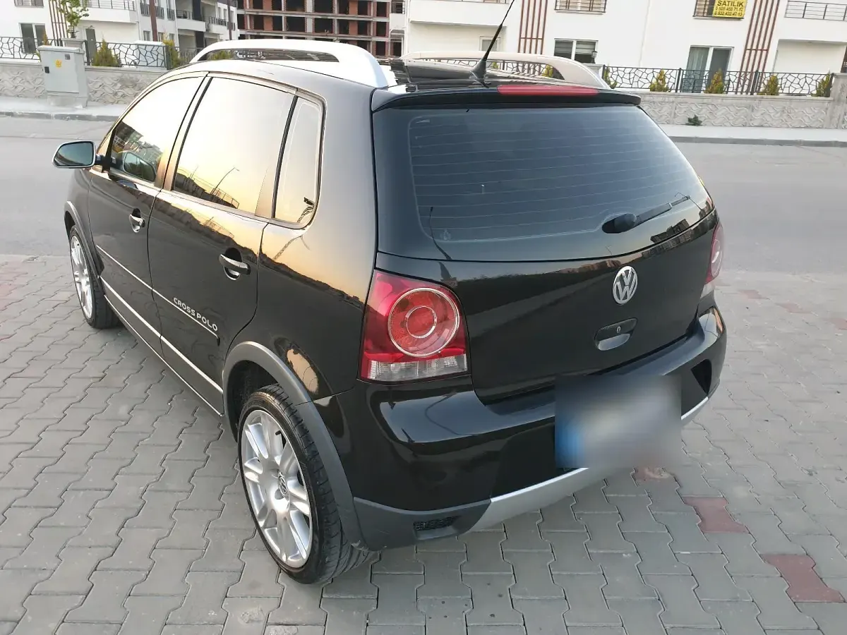 Gebraucht VW Polo Cross 80 PS (58 kW) 2006 Schwarz Kleinwagen