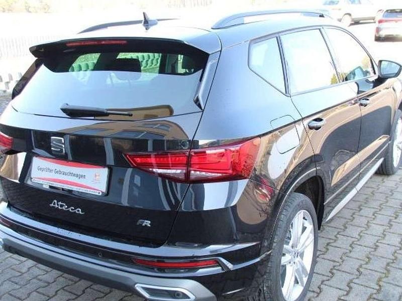 Gebraucht Seat Ateca FR 150 PS (110 kW) 2023 Magic schwarz metallic SUV
