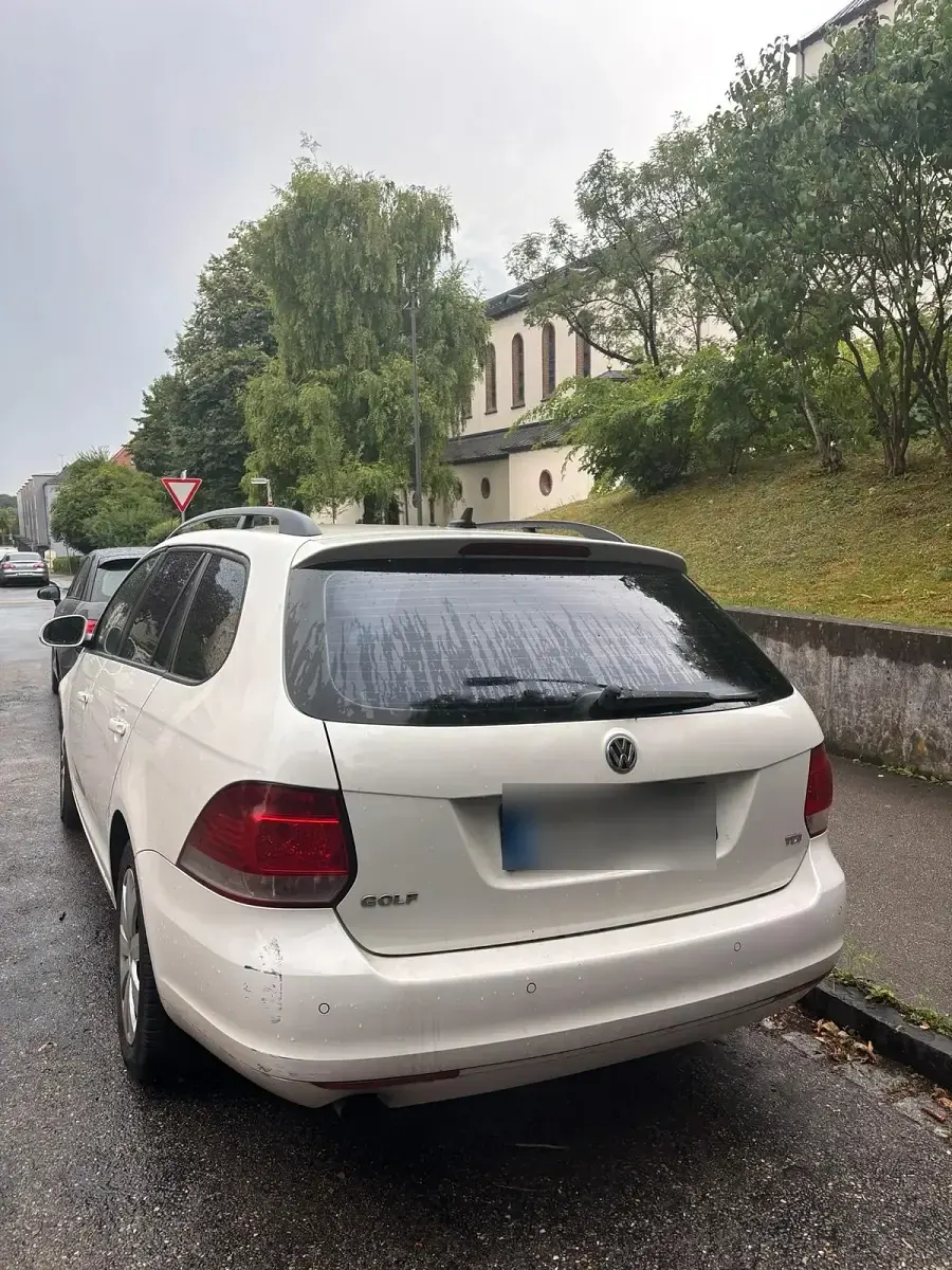 Gebraucht VW Golf VI Comfortline 2011 Weiß Kombi