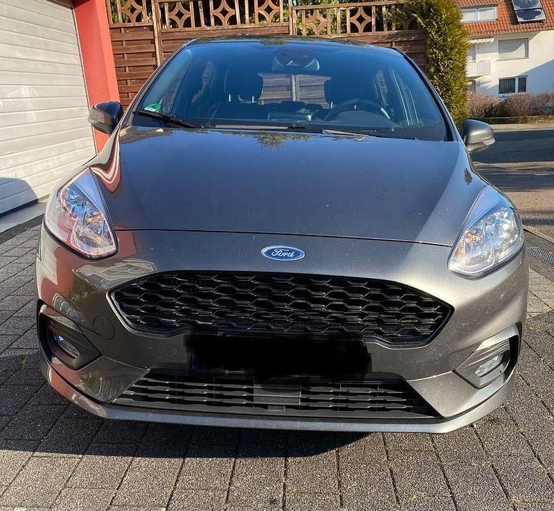 Grau Gebraucht 2019 Ford Fiesta ST-Line Kleinwagen | 9.999 € (Superpreis) - Bild 1/4