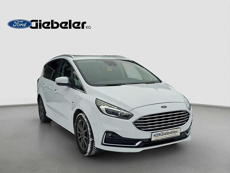 Gebraucht Ford S-MAX Titanium 190 PS (139 kW) 2021 Frostweiß Van / Kleinbus