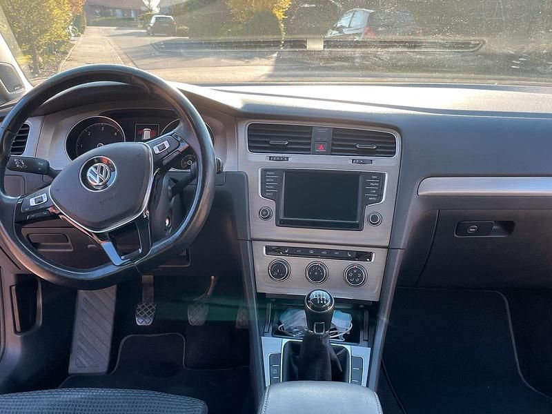 Gebraucht VW Golf VII 150 PS (110 kW) 2015 Silber Kombi