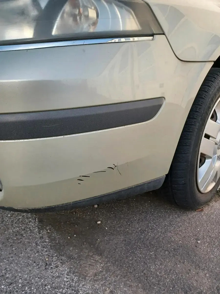 Gebraucht Renault Laguna II 135 PS (99 kW) 2006 Gold Limousine