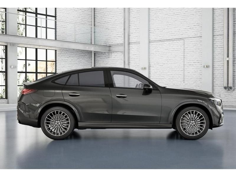 Gebraucht Mercedes GLC300 AMG 269 PS (197 kW) 2025 Metalliclack graphitgrau Coupé