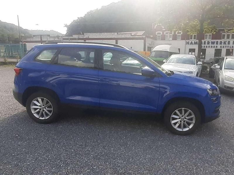 Modra energy/energy blue Gebraucht 2019 Skoda Karoq Active SUV | 11.750 € - Bild 1/4