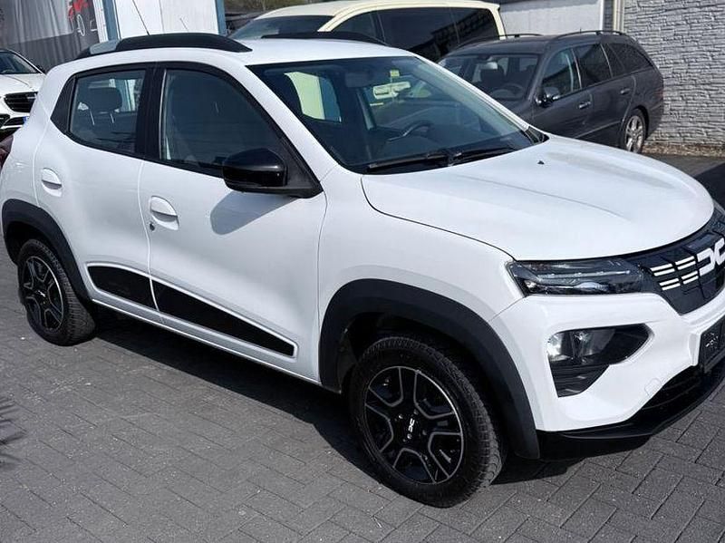 Gebraucht Dacia Spring Essentiel 33 kW (45 PS) 2022 Weiß Kleinwagen
