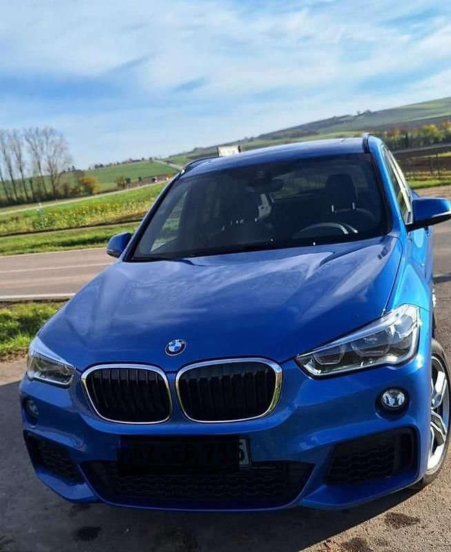 Blau Gebraucht 2018 BMW X1 M Sport SUV | 17.800 € (Guter Preis) - Bild 1/4