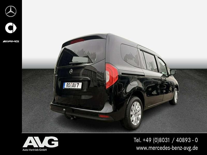 Gebraucht Mercedes T180 Progressive 131 PS (96 kW) 2026 Loparitschwarz Van / Kleinbus