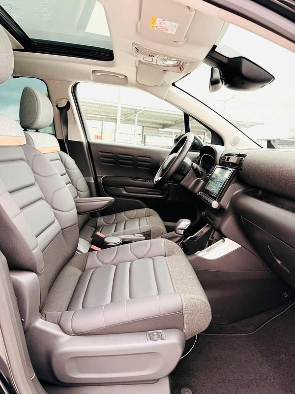 Gebraucht Citroën C3 Aircross Shine 131 PS (96 kW) 2024 Schwarz SUV