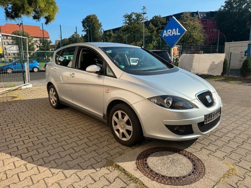 Silber Gebraucht 2005 Seat Toledo Stylance Limousine | 1.150 € (Fairer Preis) - Bild 1/4
