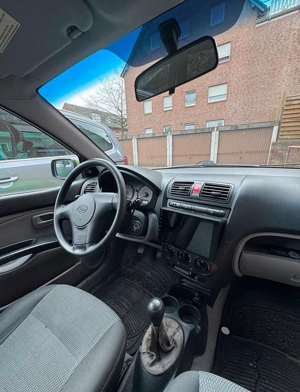Używany Kia Picanto 64 KM (47 kW) 2004 Zielony Hatchback