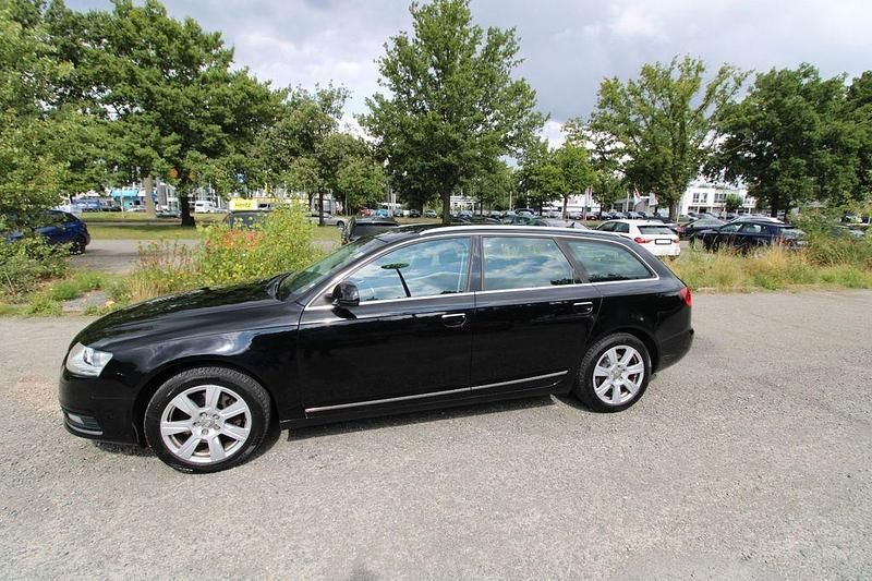 Schwarz Gebraucht 2011 Audi A6 Ambiente Kombi | 6.999 € (Superpreis) - Bild 1/4