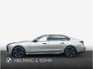 Gebraucht BMW 740 299 PS (219 kW) 2025 Grau (oxidgrau metallic) Limousine