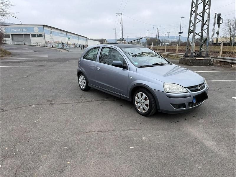 Gebraucht Opel Corsa Edition 80 PS (58 kW) 2006 Silber Kleinwagen
