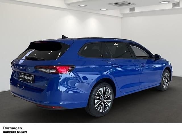 Neu Skoda Superb Selection 150 PS (110 kW) 2026 Blau Kombi