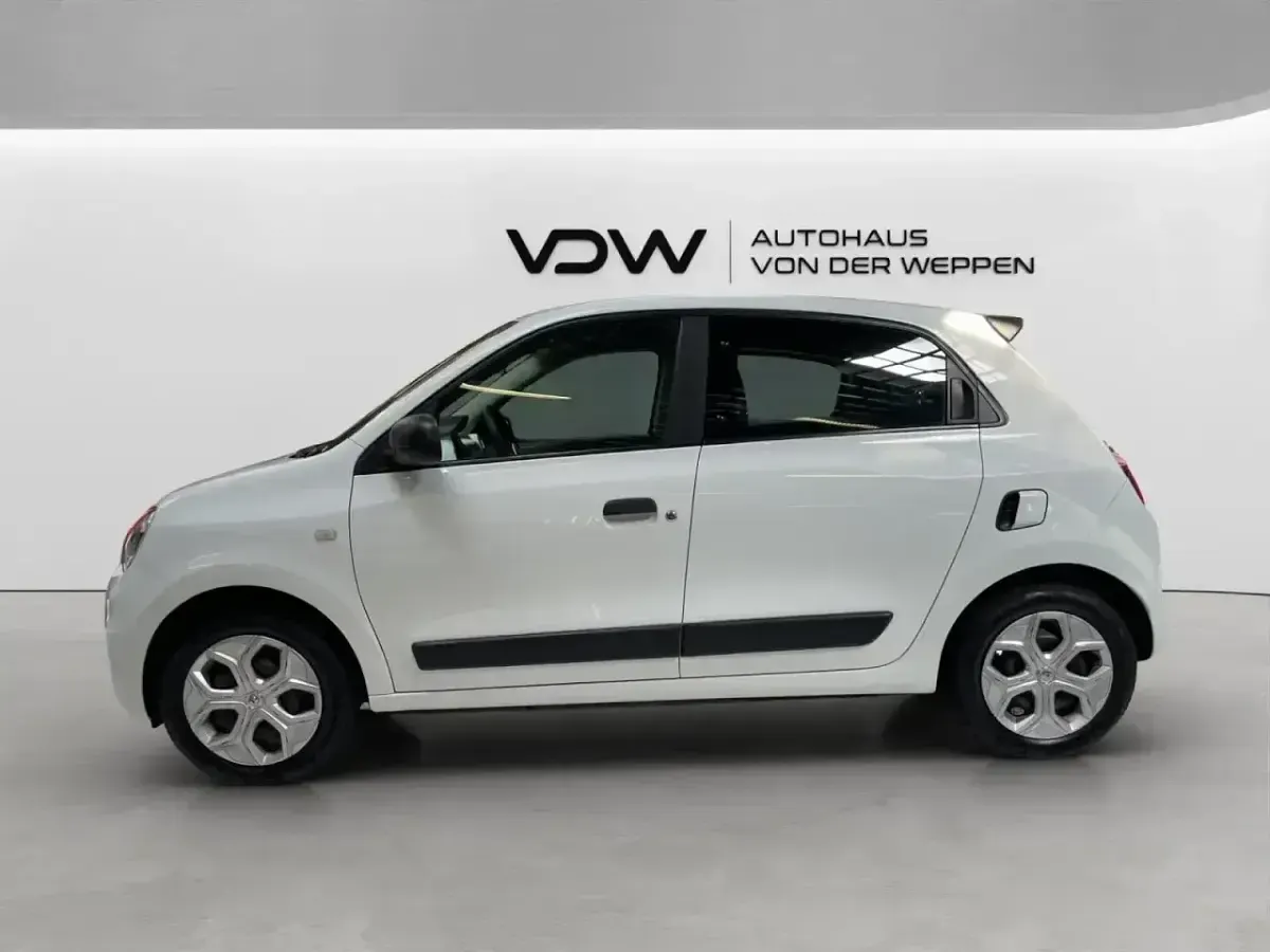 Gebraucht Renault Twingo Life 65 PS (47 kW) 2020 Weiß Kleinwagen