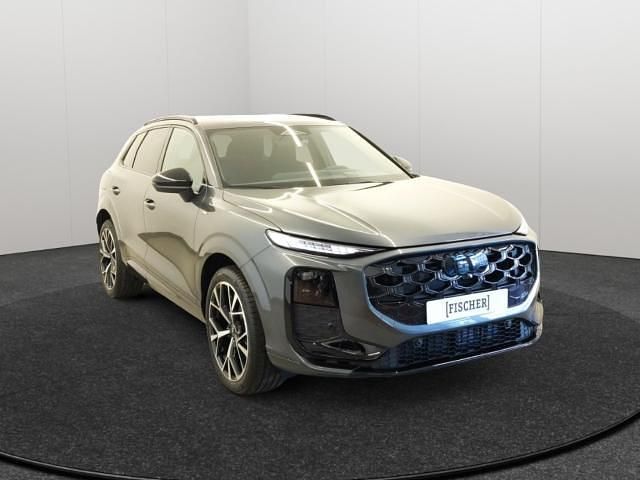 Neu Audi Q3 Advanced 265 PS (194 kW) 2026 Grau SUV